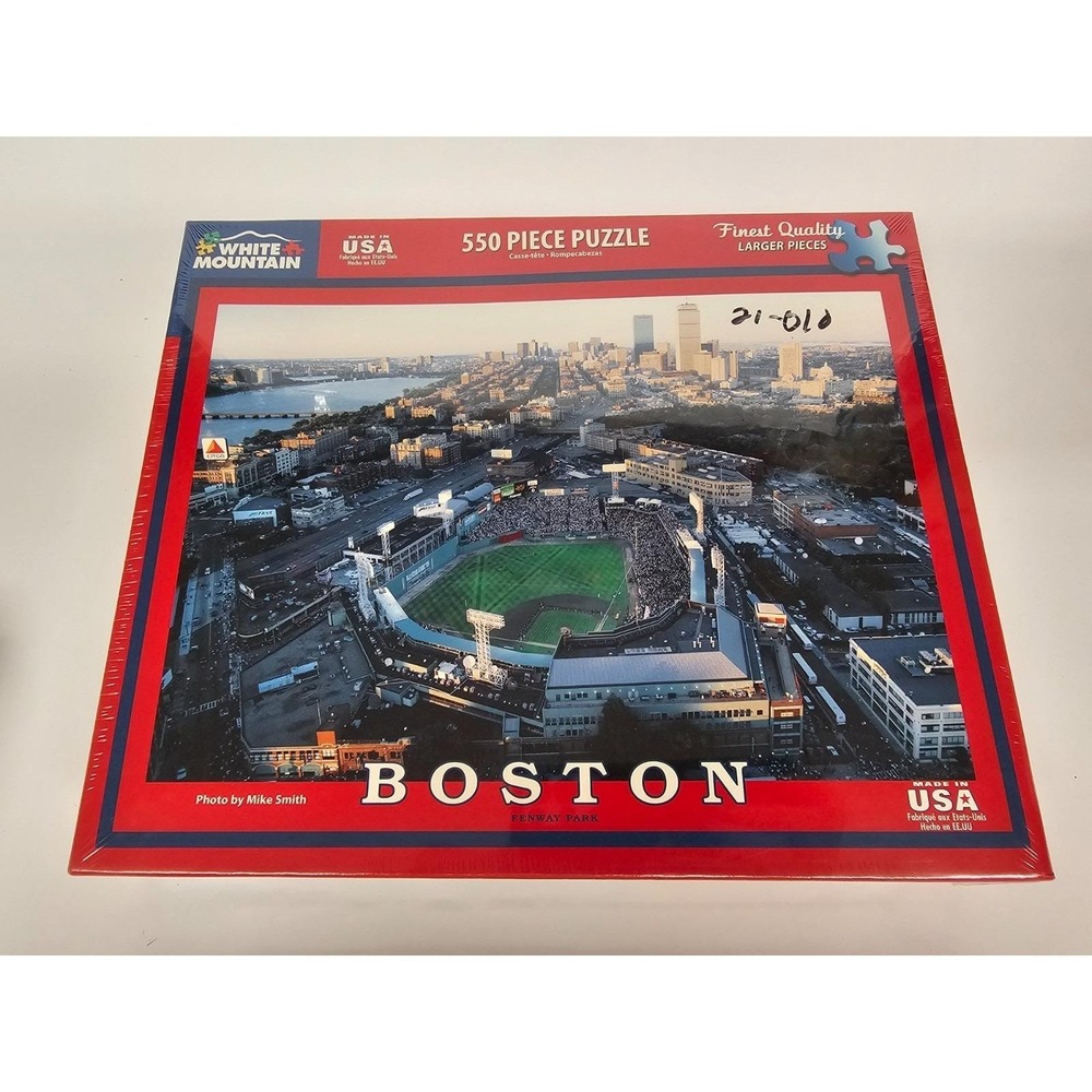 New White Mountain 550 PC Puzzle-Boston Fenway Park-factory sealed